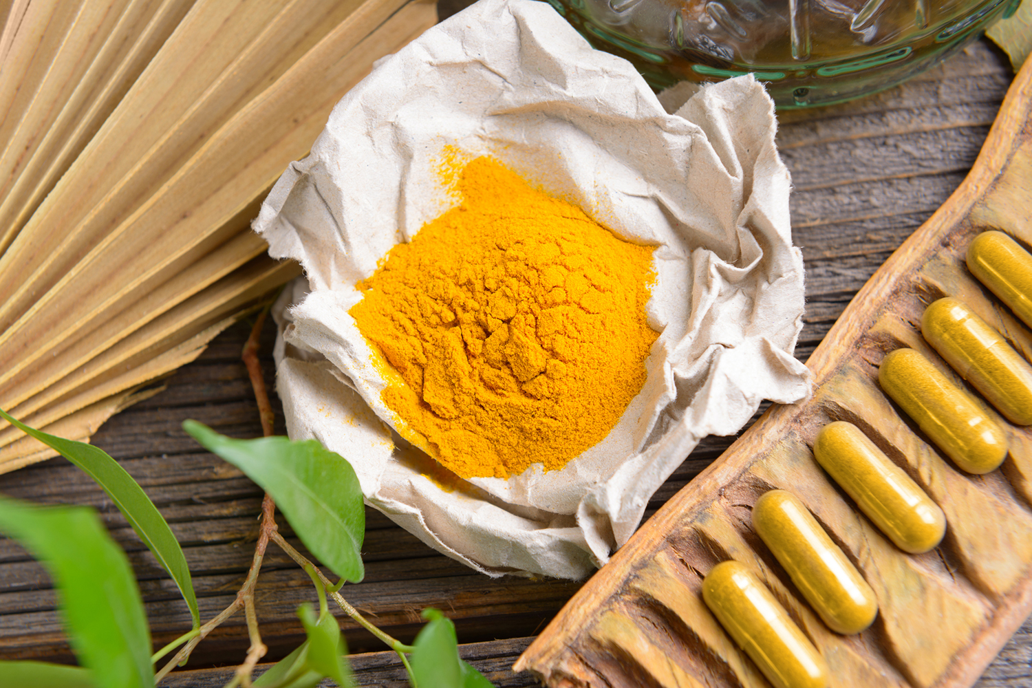 Natural Pain Relief curcumin powder and capsules