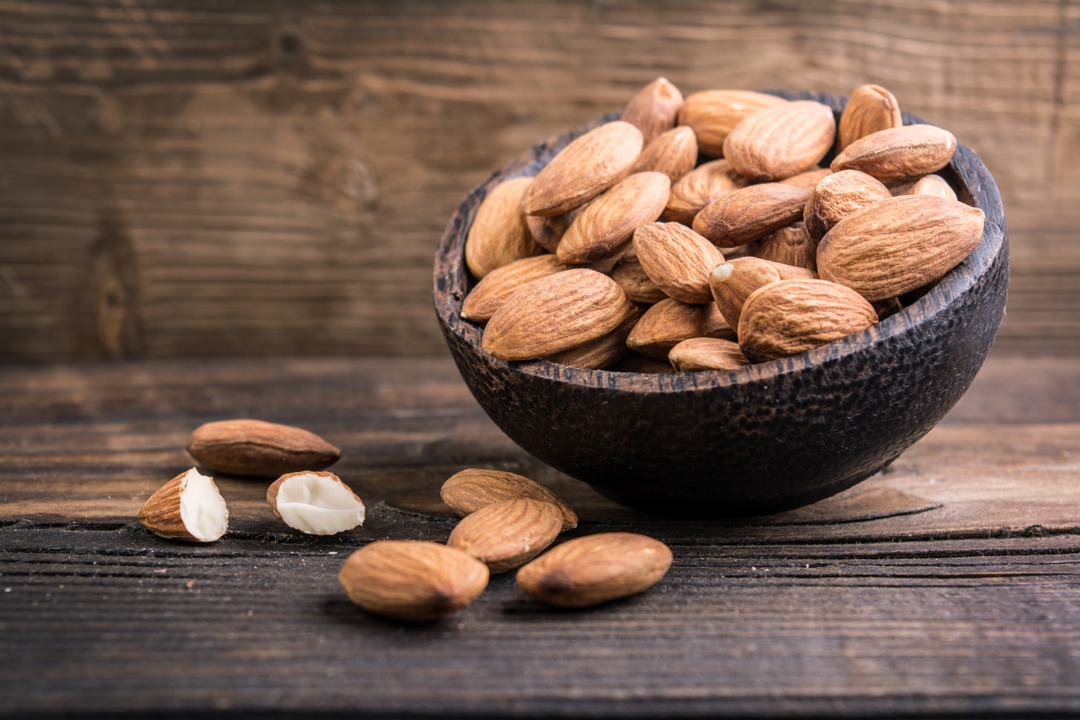 Bowl of almonds. 