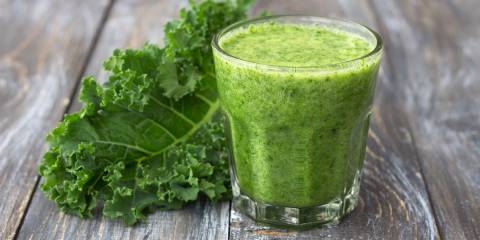 a fresh banana-kale smoothie, thinned with apple juice and lemon