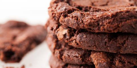 Chocolate Refrigerator Cookies a stack of no-bake chocolate cookies