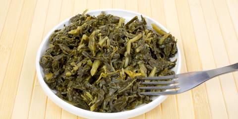 Sauteed Collard Greens a bowl of collard greens straight from the pan